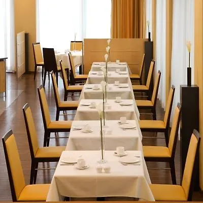 Nh酒店莱比锡城博览会分店